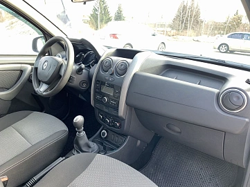 Renault Duster, 2017г, полный привод, механика