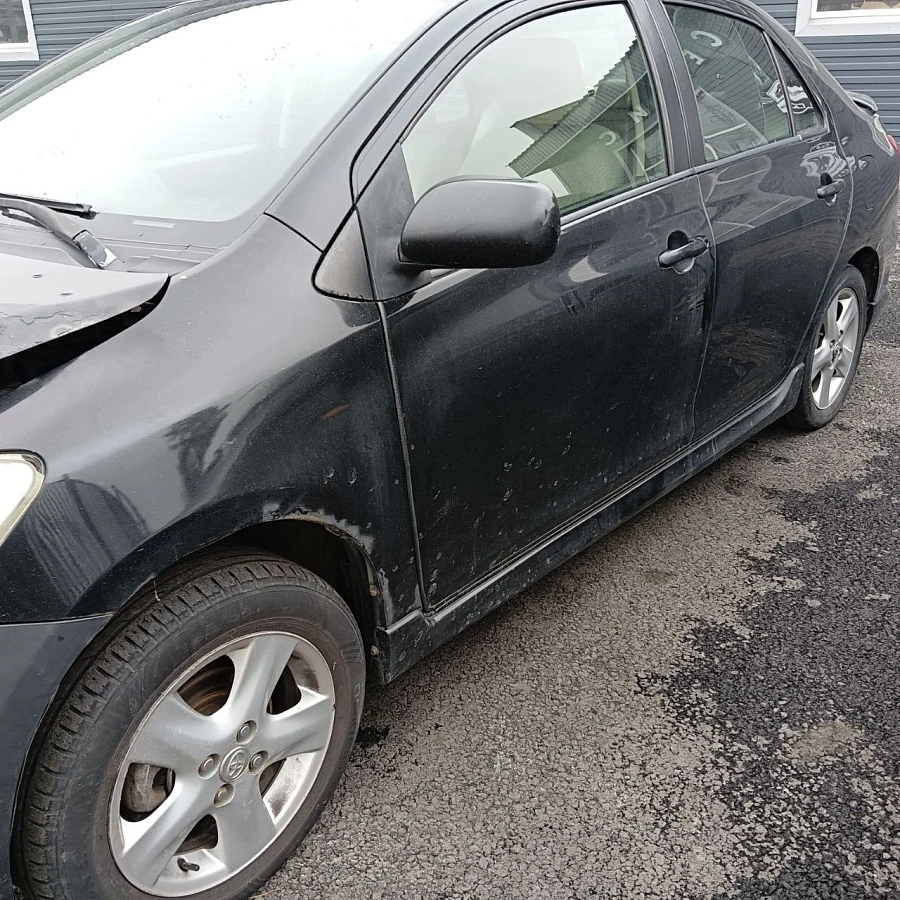 Toyota Yaris, 2007г., передний привод, автомат