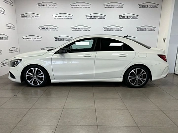 Mercedes-Benz , 2016г., передний привод, автомат