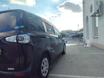 Toyota Sienta, 2016г, передний привод, вариатор