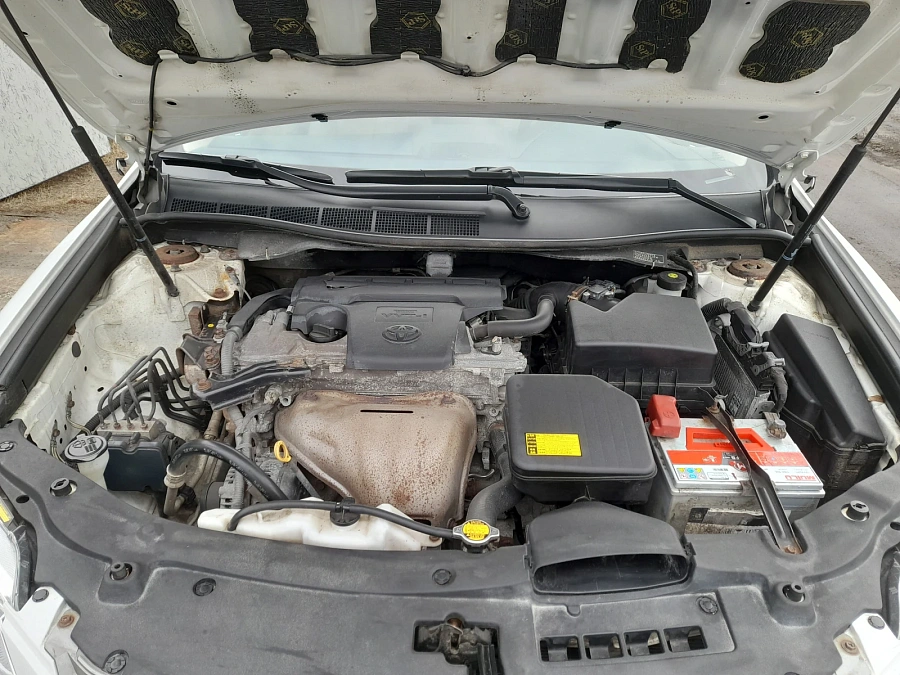 Toyota Camry, 2013г., передний привод, автомат