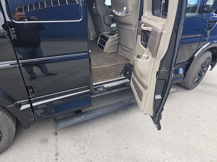 GMC Savana, 2023г., полный привод, автомат