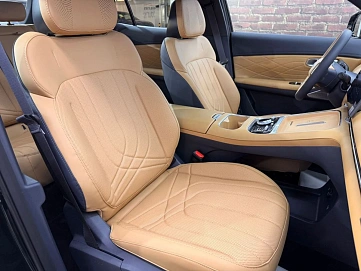 Geely Galaxy Starship 7, 2025г, передний привод, робот