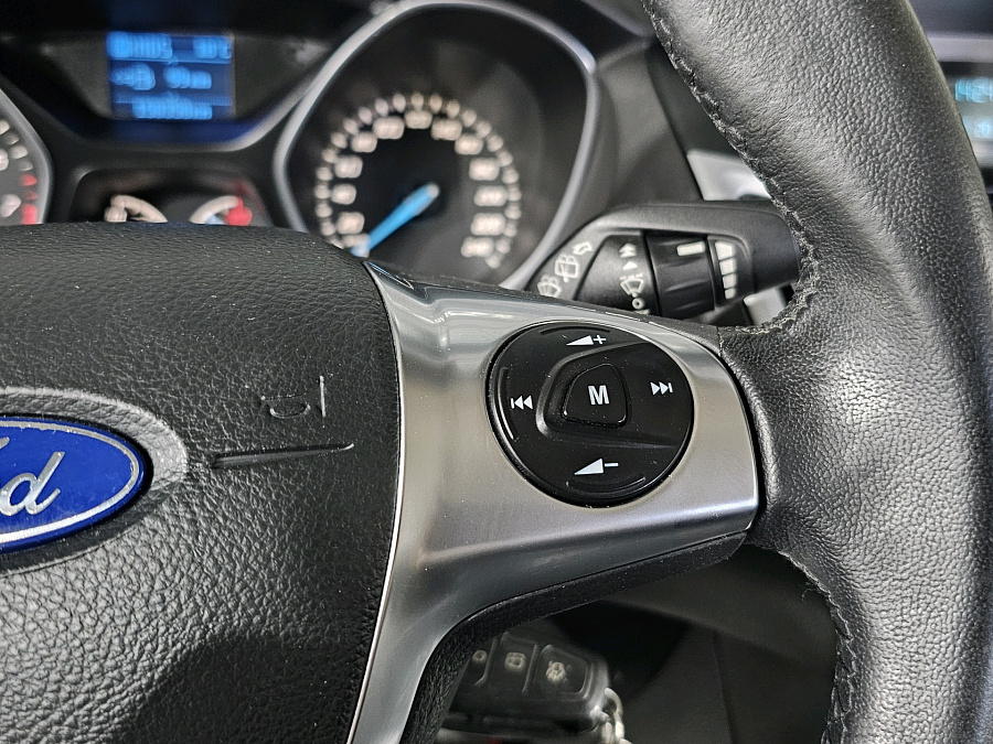 Ford Focus, 2013г., передний привод, робот