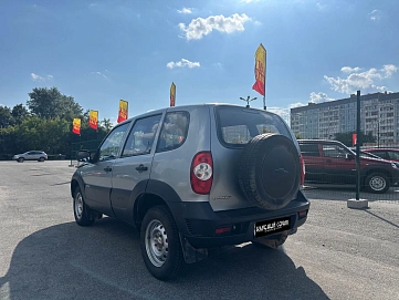 Chevrolet Niva, 2015г, передний привод, механика