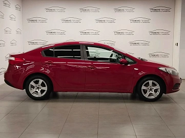 Kia Cerato, 2013г, передний привод, механика