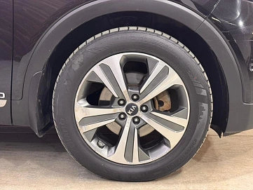 Kia , 2019г., полный привод, автомат