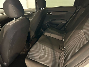 Kia , 2020г., передний привод, автомат