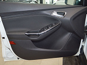 Ford Focus, 2012г., передний привод, робот
