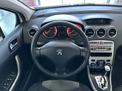 Peugeot 308, 2010г., передний привод, автомат