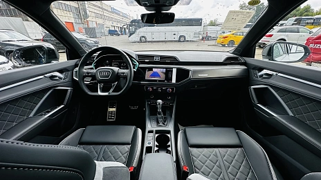 Audi Q3, 2025г, полный привод, робот