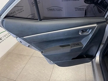 Toyota Corolla, 2013г, передний привод, автомат