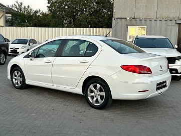 Peugeot 408, 2012г, передний привод, автомат