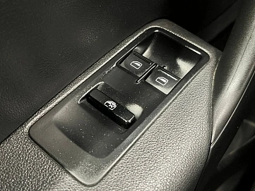 Volkswagen Polo, 2019г, передний привод, механика