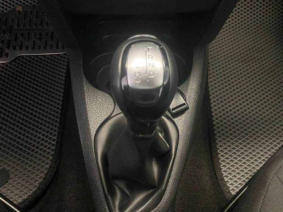 Renault Sandero, 2018г., передний привод, автомат