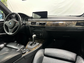 BMW 3 серии, 2006г, задний привод, автомат