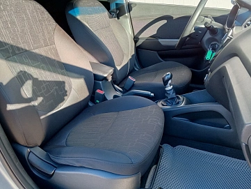 Kia Rio, 2012г, передний привод, механика