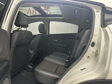 Honda Vezel, 2022г, передний привод, вариатор