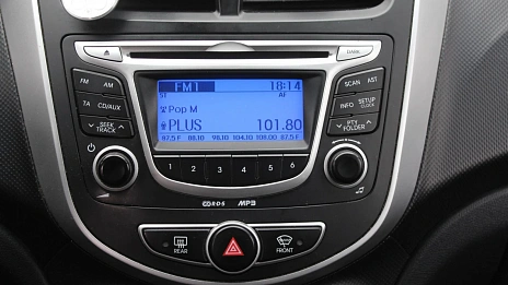 Hyundai Solaris, 2013г., передний привод, механика
