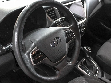 Hyundai Solaris, 2019г, передний привод, автомат