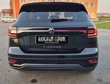 Volkswagen T-Cross, 2021г, передний привод, робот