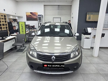 Renault Sandero, 2012г, передний привод, механика