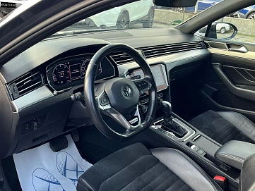 Volkswagen Passat, 2019г, полный привод, робот