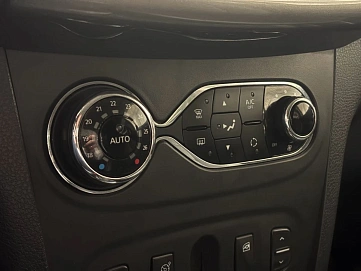 Renault Sandero, 2016г, передний привод, механика