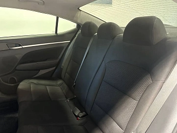 Hyundai Elantra, 2018г, передний привод, автомат