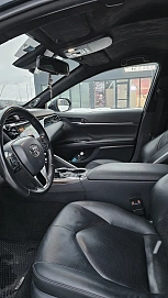 Toyota Camry, 2019г, передний привод, автомат