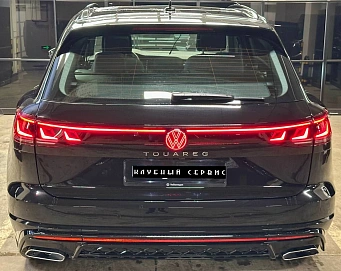 Volkswagen Touareg, 2025г, полный привод, автомат