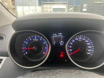 Hyundai Elantra, 2012г, передний привод, механика
