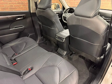 Toyota Highlander, 2026г, полный привод, автомат