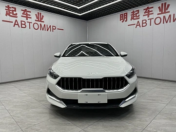 Kia K3, 2022г, передний привод, вариатор