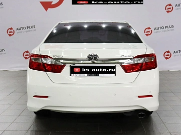Toyota Camry, 2013г, передний привод, автомат