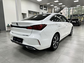 Changan Eado Plus, 2023г, передний привод, робот
