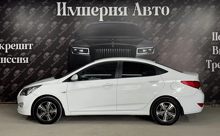 Hyundai Solaris, 2015г, передний привод, автомат