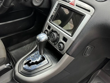 Peugeot 308, 2010г, передний привод, автомат