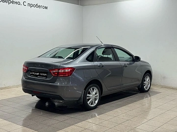 Lada (ВАЗ) Vesta, 2018г, передний привод, механика