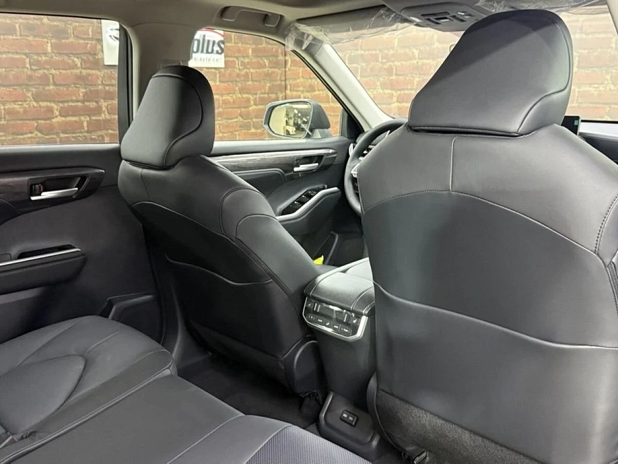 Toyota Highlander, 2026г., полный привод, автомат