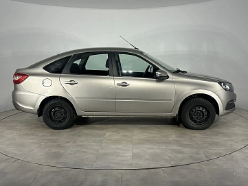 Lada (ВАЗ) Granta, 2022г, передний привод, механика