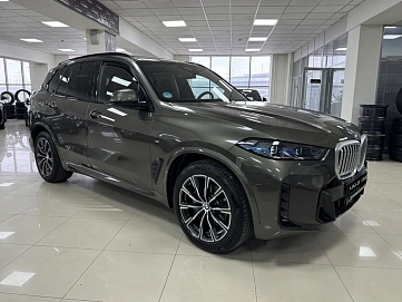 BMW X5, 2024г, полный привод, автомат