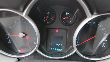 Chevrolet Cruze, 2012г., передний привод, механика
