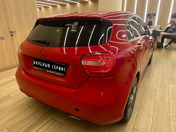 Mercedes-Benz A-Класс, 2015г, передний привод, робот