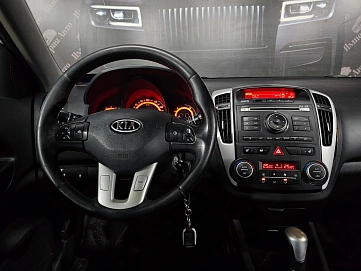 Kia Ceed, 2011г, передний привод, автомат