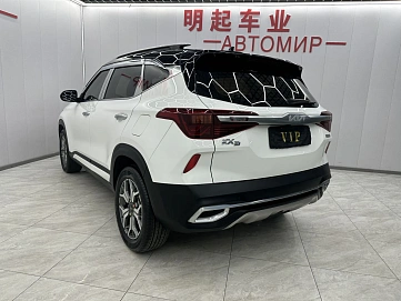 Kia KX3, 2022г, передний привод, вариатор