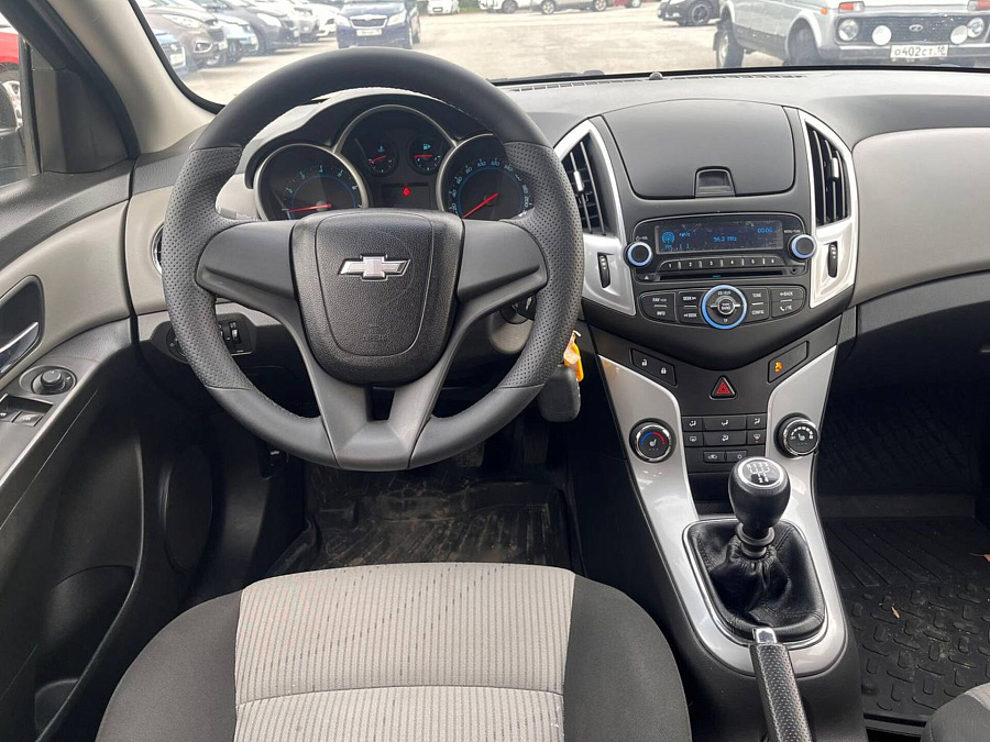 Chevrolet Cruze, 2014г., передний привод, механика
