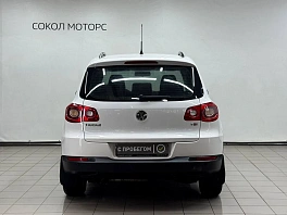 Volkswagen Tiguan, 2008г, полный привод, механика