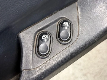 Lada (ВАЗ) 2115, 2004г, передний привод, механика