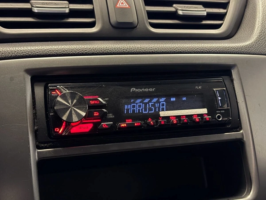 Kia Rio, 2011г., передний привод, механика